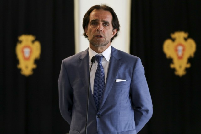 Miguel Albuquerque quer consulados envolvidos no apoio social aos portugueses na Venezuela