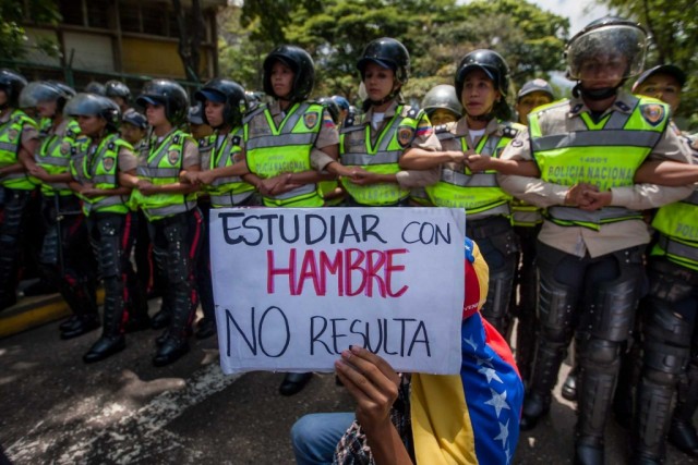 Caracas regista mais de 80% de escassez de produtos básicos