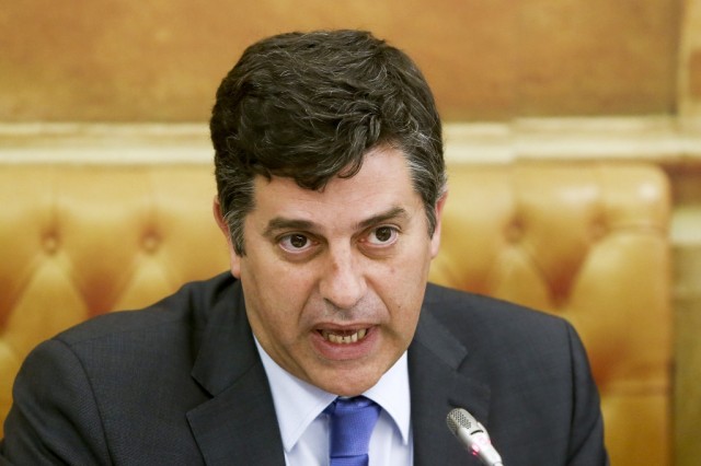 Ministro da Economia recusa proibições a serviços turísticos