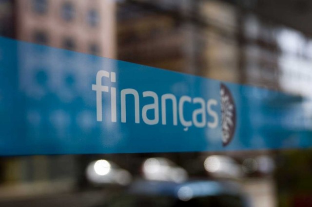Prazo para trabalhadores independentes entregarem IRS termina hoje