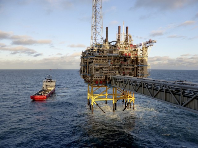 Venezuela prevê nova queda dos preços internacionais do petróleo no último trimestre de 2016