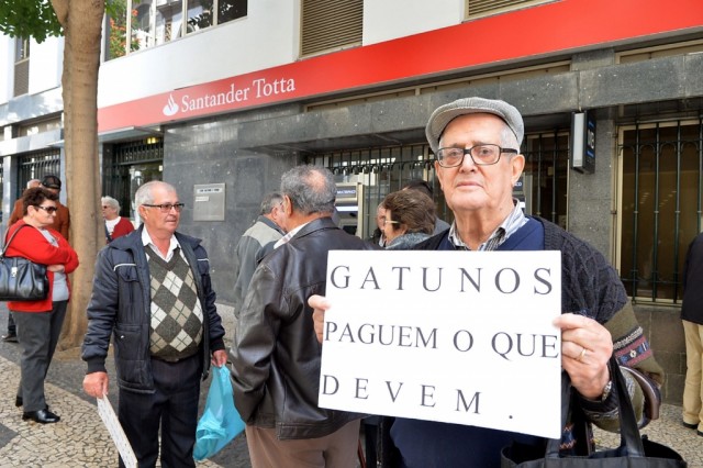 Lesados do Banif reúnem-se com presidentes dos governos regionais