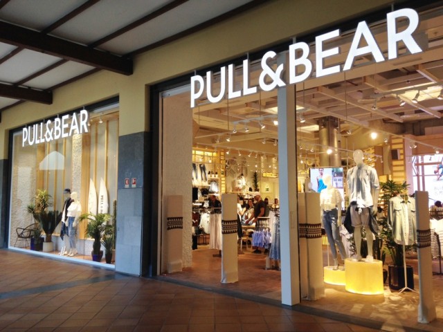 Lojas Stradivarius e Pull&Bear reabriram hoje no Forum Madeira