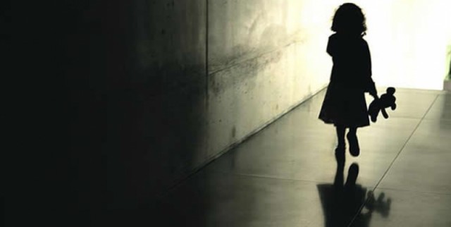 Quase 20% das mulheres de todo o mundo sofreram abusos sexuais na infância