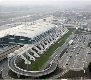 Angola tem mais de 212 milhões de euros retidos às companhias aéreas há sete meses