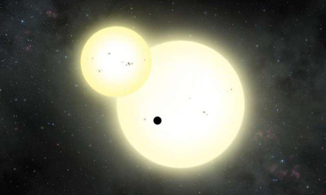 Descoberto o maior exoplaneta em órbita em volta de duas estrelas