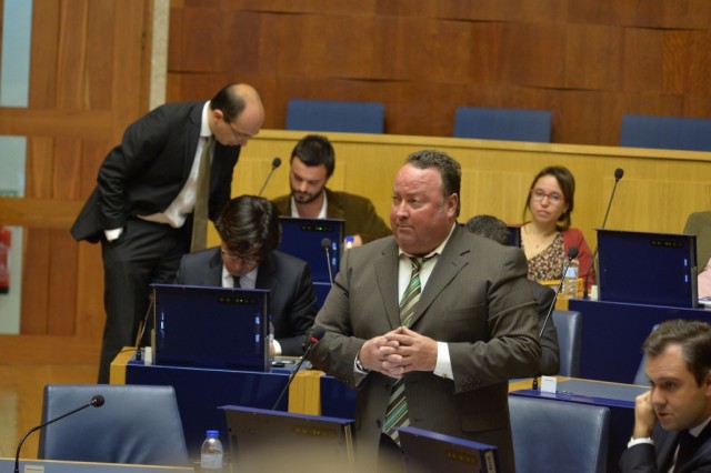 “Costa trata melhor a Madeira do que o Governo Regional”