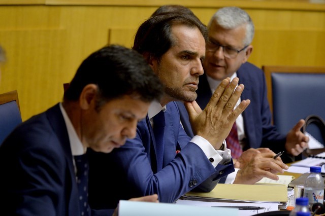 Moção de censura ao Governo da Madeira foi expediente sem pés nem cabeça, diz Albuquerque