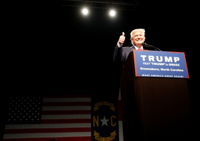 Donald Trump sugere interdição da venda de armas a cidadãos sob vigilância