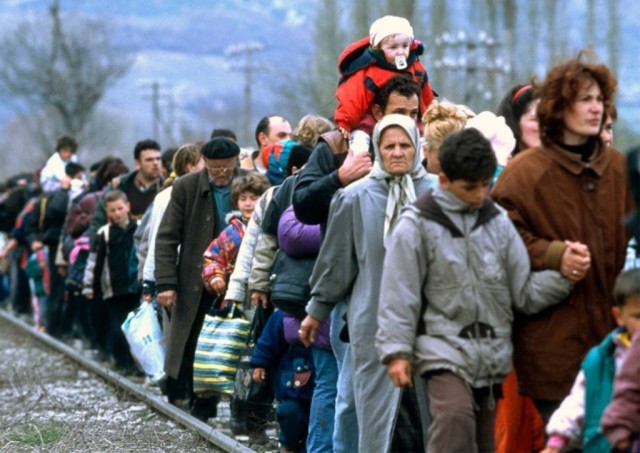Frontex prevê a chegada de 300 mil refugiados este ano à UE a partir da Líbia
