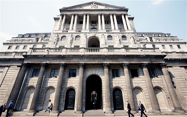 Banco de Inglaterra pronto para injetar 250 mil milhões de libras adicionais