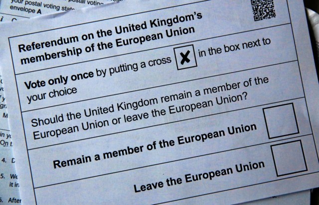 Mais de um milhão de britânicos já subscreveu petição para realização de segundo referendo