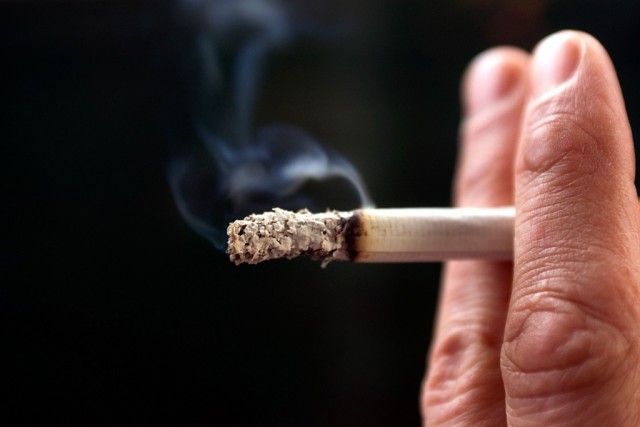 Estado encaixa 69 ME com tabaco até maio e aumenta imposto a partir de julho