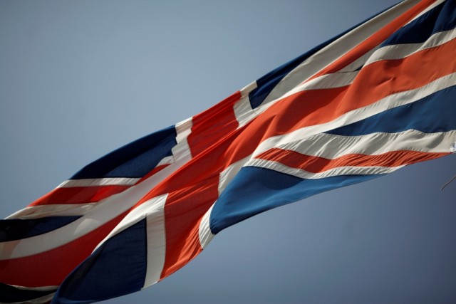 Uma semana depois do Brexit, o Reino Unido está em crise e a UE ainda em choque