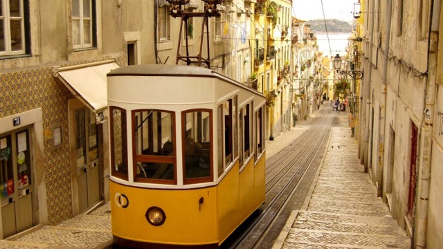 Lisboa em negociações com Governo sobre cobrança da taxa turística nas chegadas