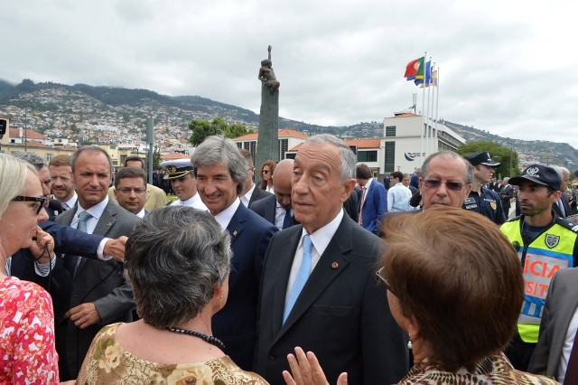 Primeira palavra de Marcelo em discurso na Madeira foi para os que temem perder poupanças de uma vida