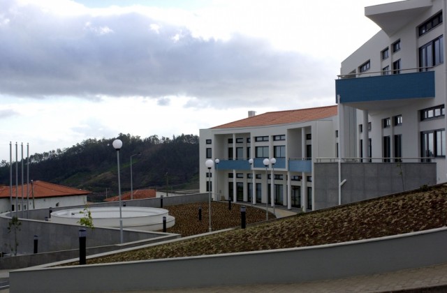 Jardim da Serra em festa até segunda-feira