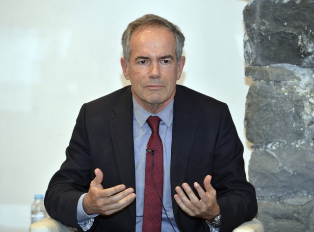 Governo vai refletir, ajustar e reforçar política para as comunidades