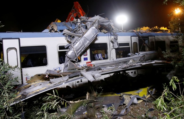 Sobe para 27 o número de mortos do acidente ferroviário em Itália