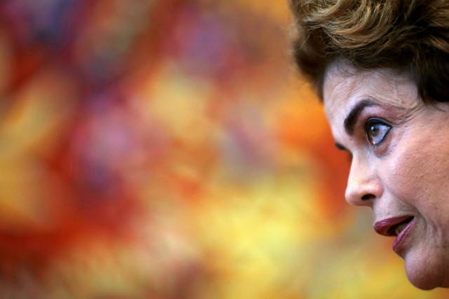 Dilma recusa participar como espectadora em evento de que foi protagonista