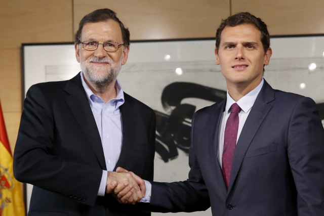 Início das negociações para investidura do primeiro-ministro espanhol