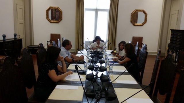 Deputados regressam à ALM para reunião de poucos minutos
