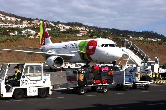 CDS-PP/Madeira quer tarifa discount da TAP entre a Região e o continente