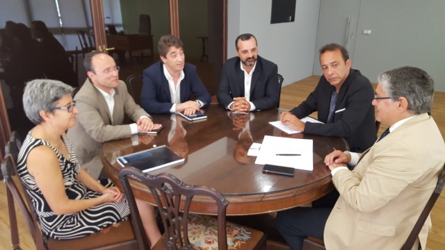 Humberto Vasconcelos reúne-se com representantes do Modelo Continente
