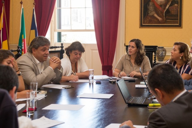 Câmara do Funchal vai abrir uma escola de bombeiros