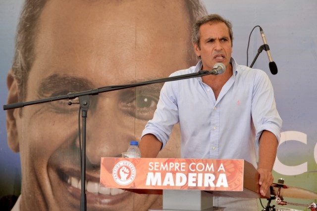 Governação regional é medíocre, diz Carlos Pereira