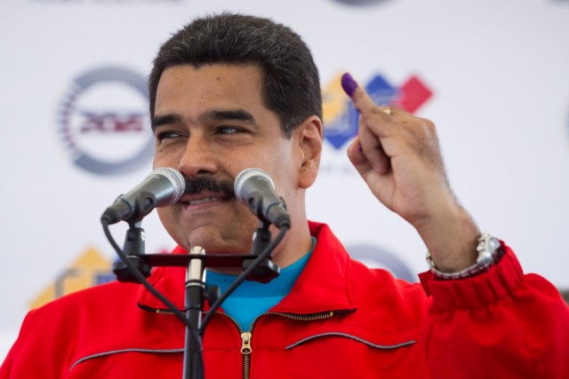 Oposição venezuelana confirma diálogo com Governo mas insiste no referendo