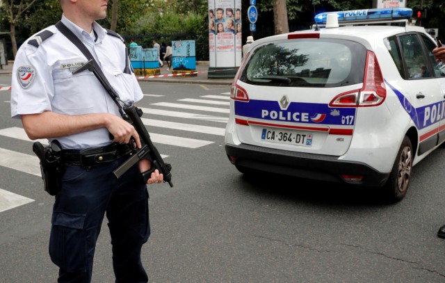 Falso alarme dá origem a operação policial no centro de Paris