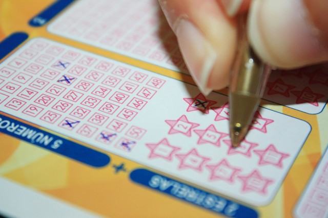 Euromilhões de sexta-feira com jackpot de 23 milhões de euros