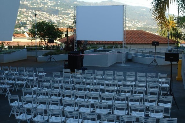 Cinema ao ar livre amanhã e no sábado em Santo António