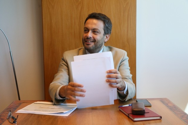Governo e parceiros sociais começam hoje a discutir aumento do salário mínimo