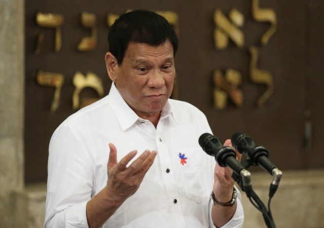 Presidente das Filipinas diz a Obama para ir para o inferno