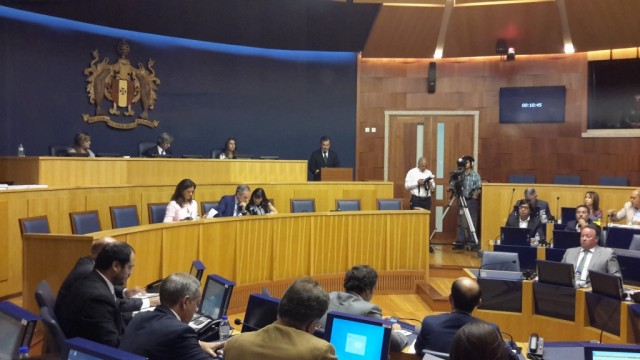 Assembleia abre a sessão legislativa com debate sobre incêndios