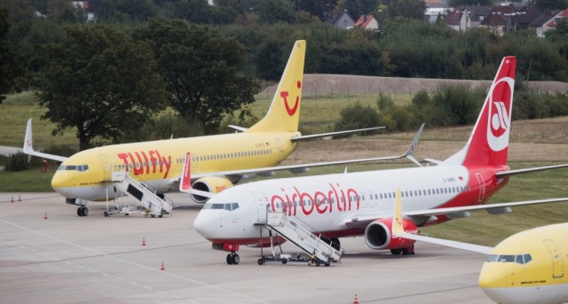 Número de passageiros aéreos na UE ultrapassa 900 milhões em 2015