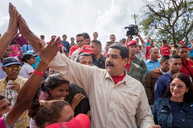 Governo venezuelano lança estação de rádio para dizer a verdade