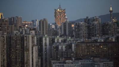 Acidente com autocarro em Hong Kong faz pelo menos 19 mortos