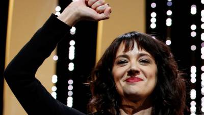 Actriz Asia Argento nega “categoricamente” acusações de abuso sexual de menor