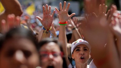 Advogados na Venezuela acusam magistrados de conspirar contra o Estado
