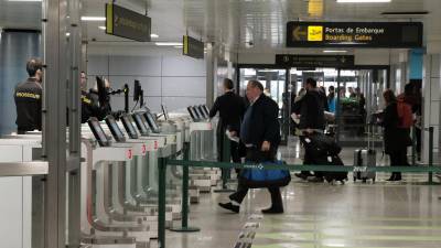 Aeroporto de Lisboa terá nova área de chegadas e mais postos de controlo em Outubro