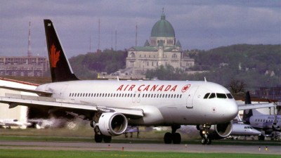 Air Canadá pede ajuda ao Banco Mundial para repatriar capitais retidos na Venezuela