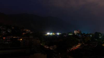 Algumas zonas de Caracas sem energia eléctrica desde há três dias