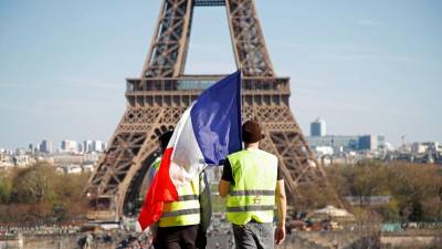 Alguns milhares de pessoas manifestam-se por toda a França