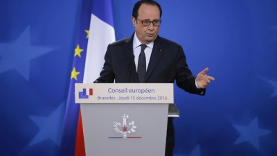 Ameaça elevada de terrorismo em França tem vigilância adequada, garante Hollande