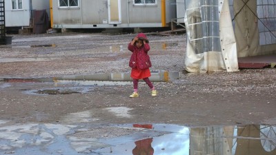 Amnistia Internacional pede a Bruxelas medidas efectivas de apoio aos refugiados