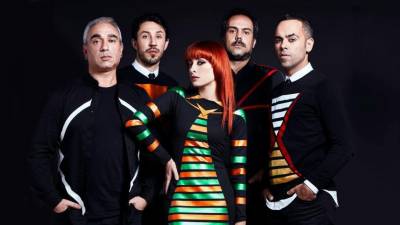 Amor Electro editam esta semana novo álbum