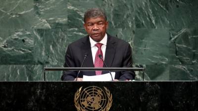 Angola coloca 15,5 MEuro no mercado, kwanza valoriza novamente frente ao dólar